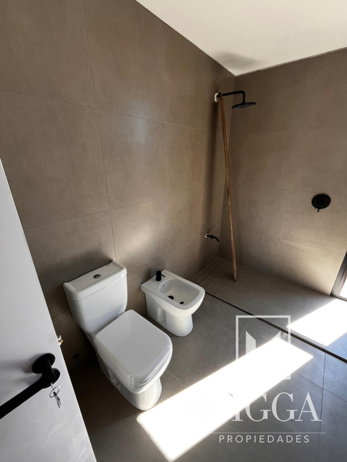 Casa ID.5 - Casa Venta 2 dormitorios Pinares Housing