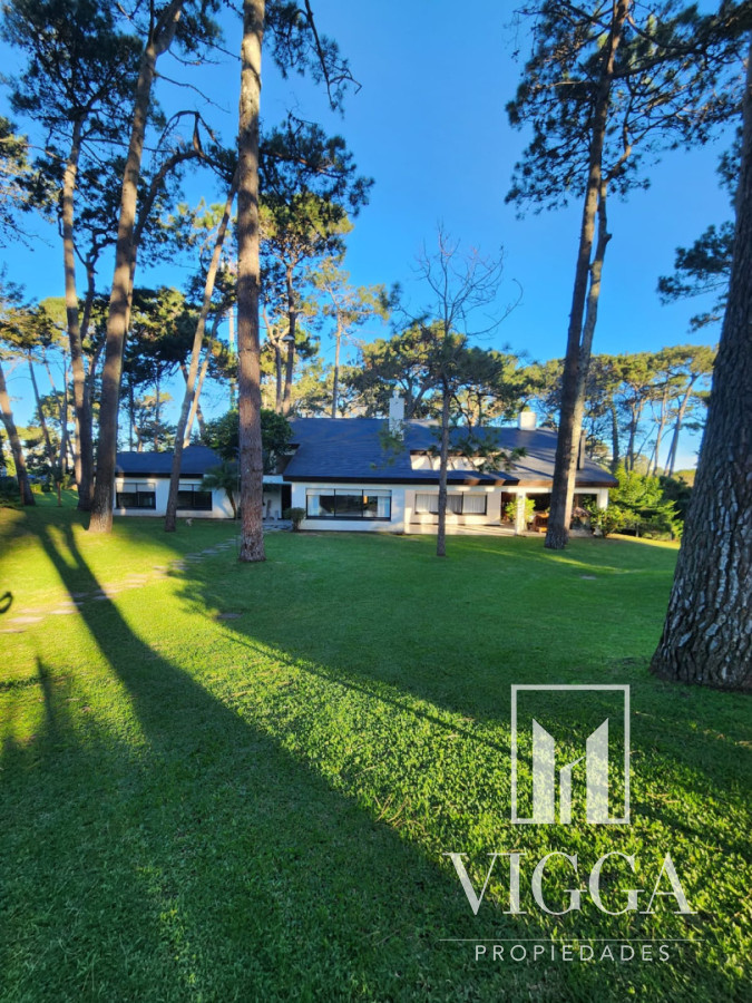 Casa ID.62/ - Casa en venta con 4 suites San Rafael 