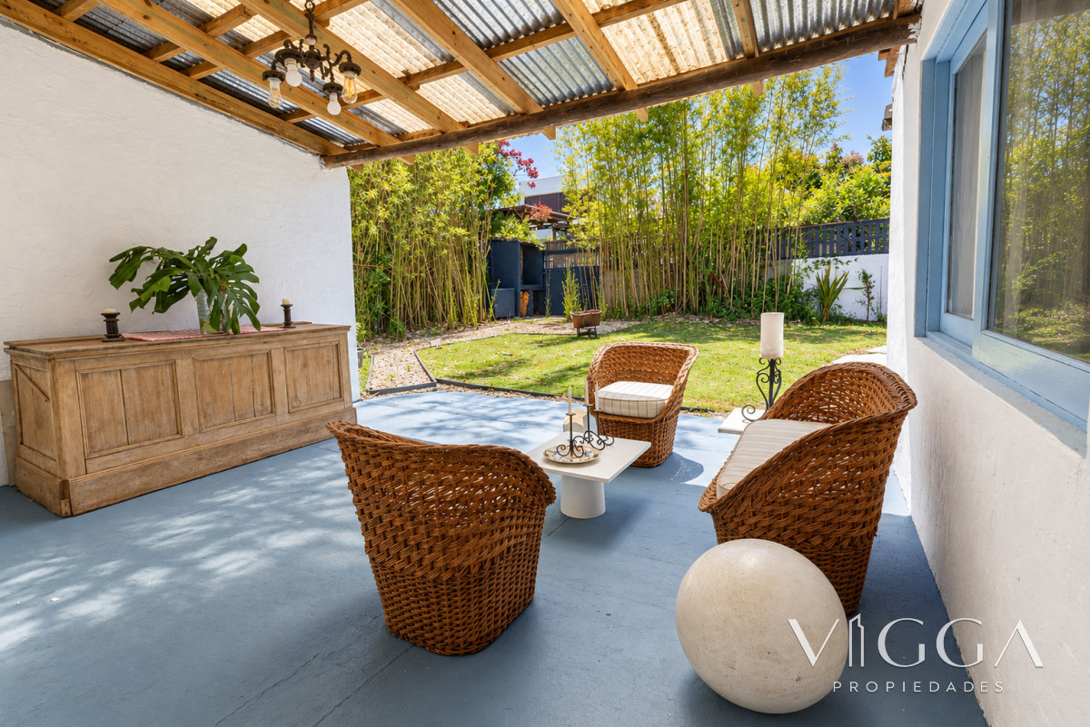 Casa ID.214 - Casa La Barra Alquiler temporal 5 dormitorios Punta del Este