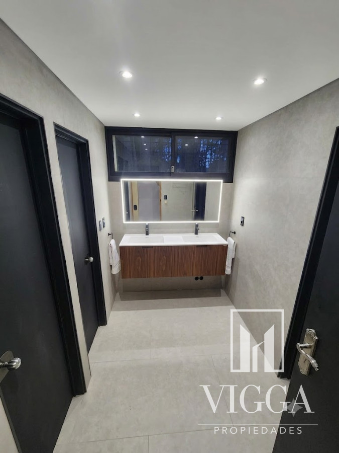 Casa ID.62/ - Casa en venta con 4 suites San Rafael 