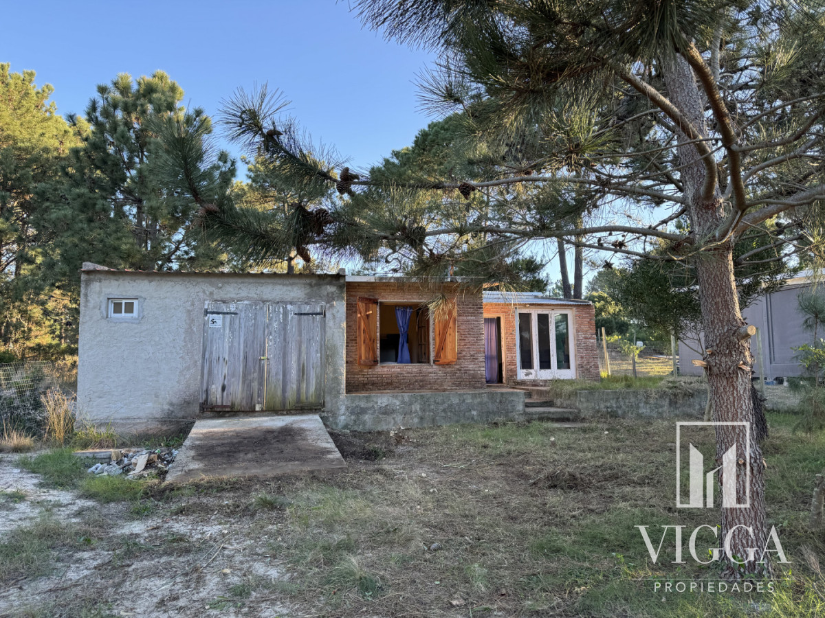 Casa ID.45 - Venta Casa Jaureguiberry 3 dormitorios excelente estado