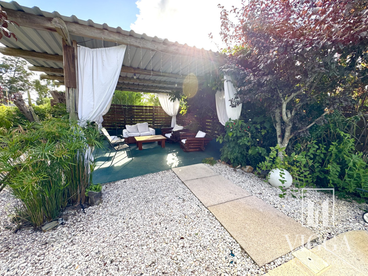 Casa ID.88 - Casa Alquiler 4 dormitorios temporal Marly Punta del Este