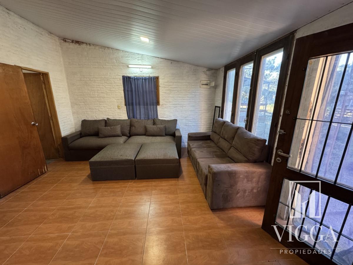 Casa ID.45 - Venta Casa Jaureguiberry 3 dormitorios excelente estado