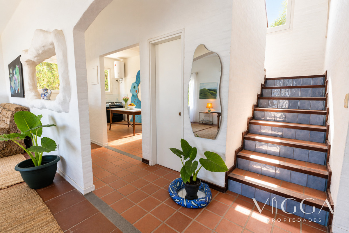 Casa ID.214 - Casa La Barra Alquiler temporal 5 dormitorios Punta del Este