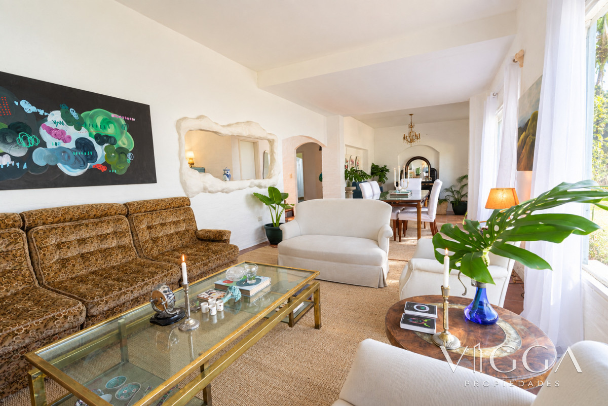 Casa ID.214 - Casa La Barra Alquiler temporal 5 dormitorios Punta del Este