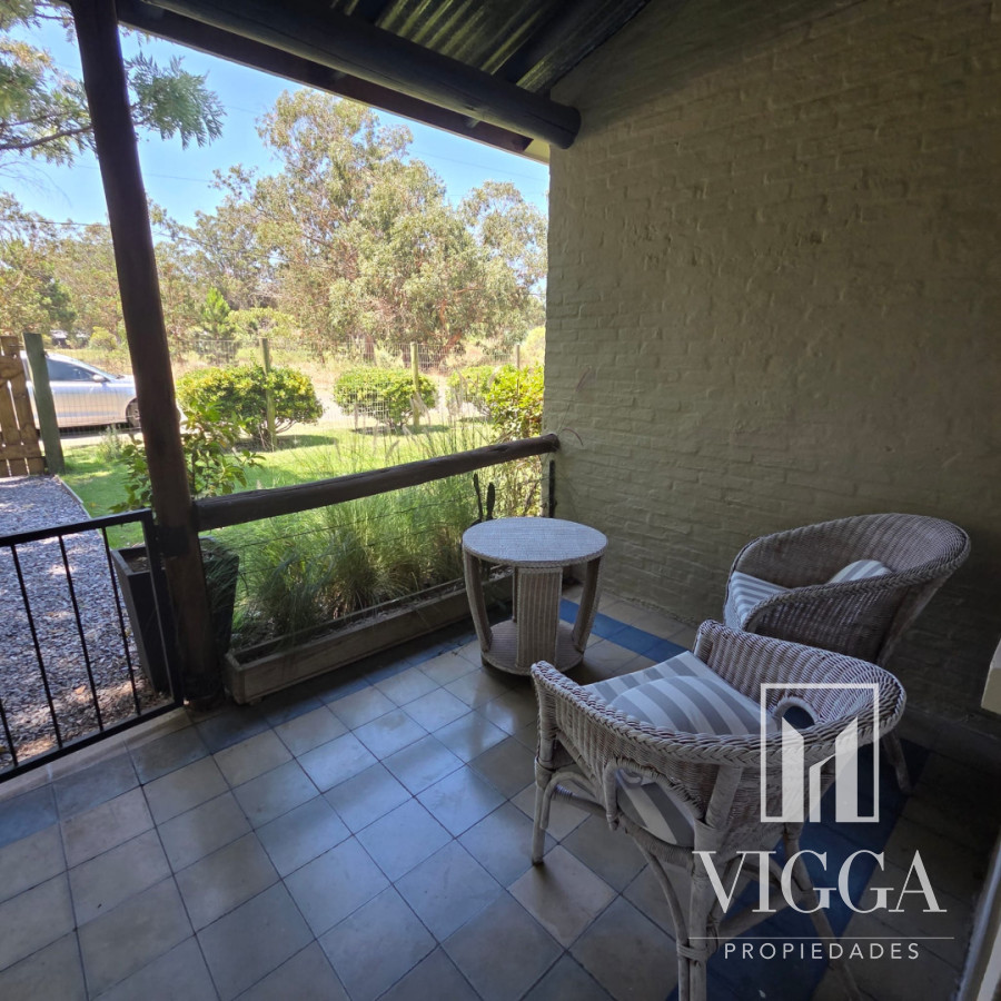 Casa ID.115/ - Casa en venta 4 dormitorios La Barra