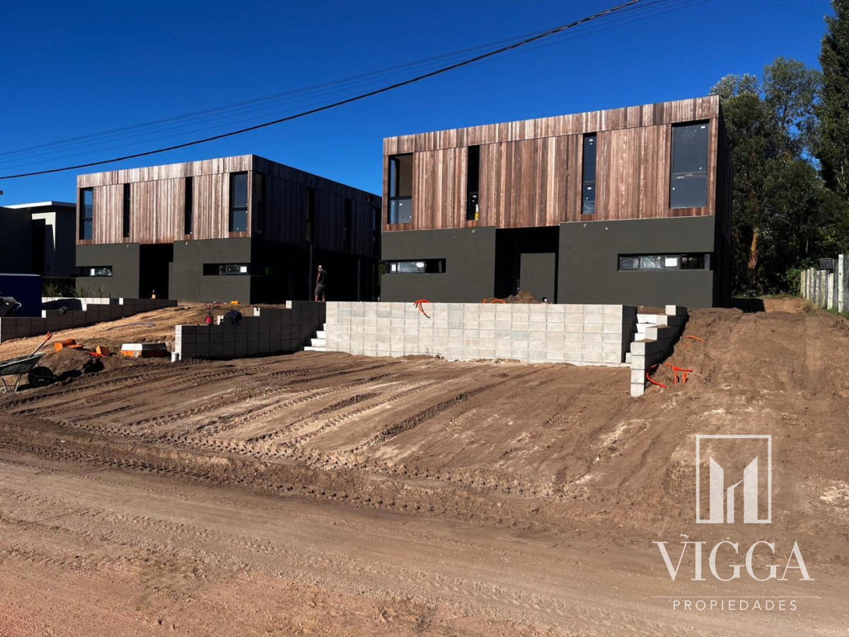 Casa ID.5 - Casa Venta 2 dormitorios Pinares Housing