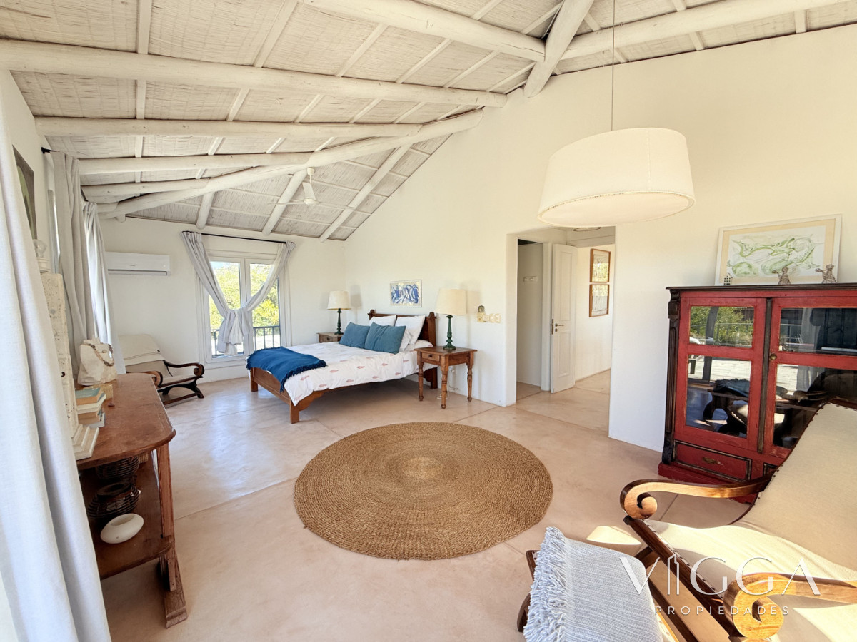 Casa ID.323 - Alquiler Casa 4 suites y dependencia Jose Ignacio Village