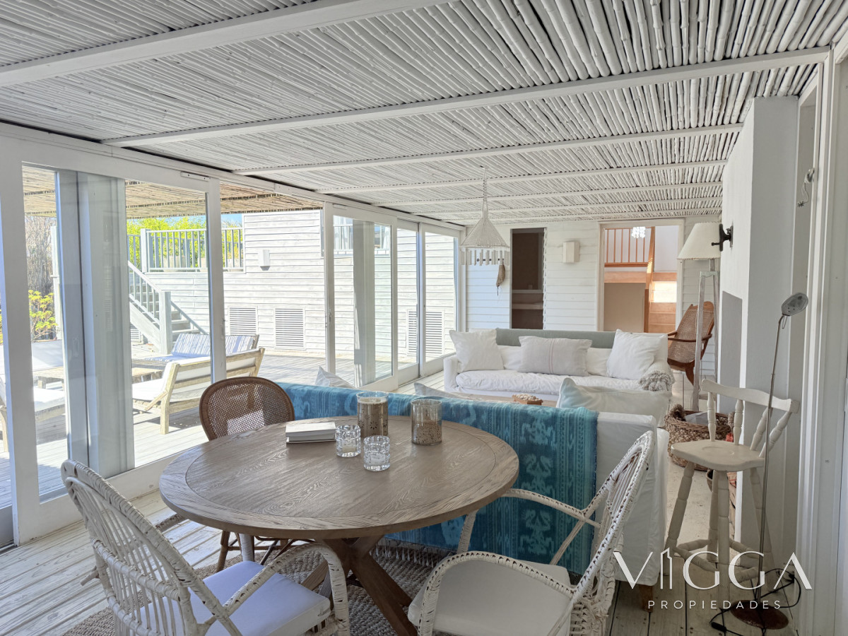 Casa ID.323 - Alquiler Casa 4 suites y dependencia Jose Ignacio Village
