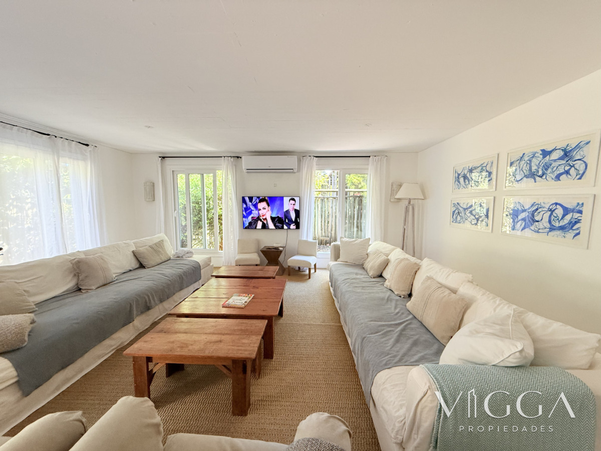 Casa ID.323 - Alquiler Casa 4 suites y dependencia Jose Ignacio Village