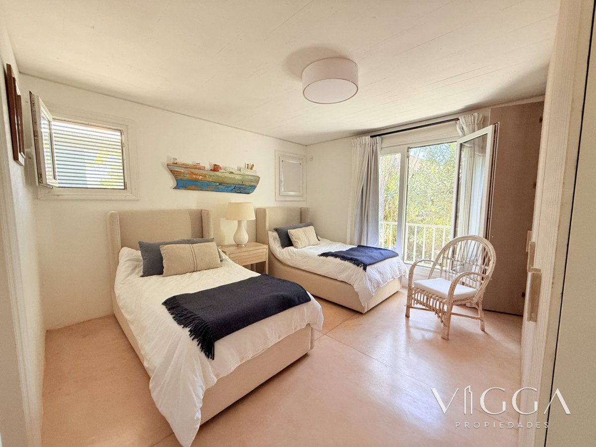 Casa ID.323 - Alquiler Casa 4 suites y dependencia Jose Ignacio Village