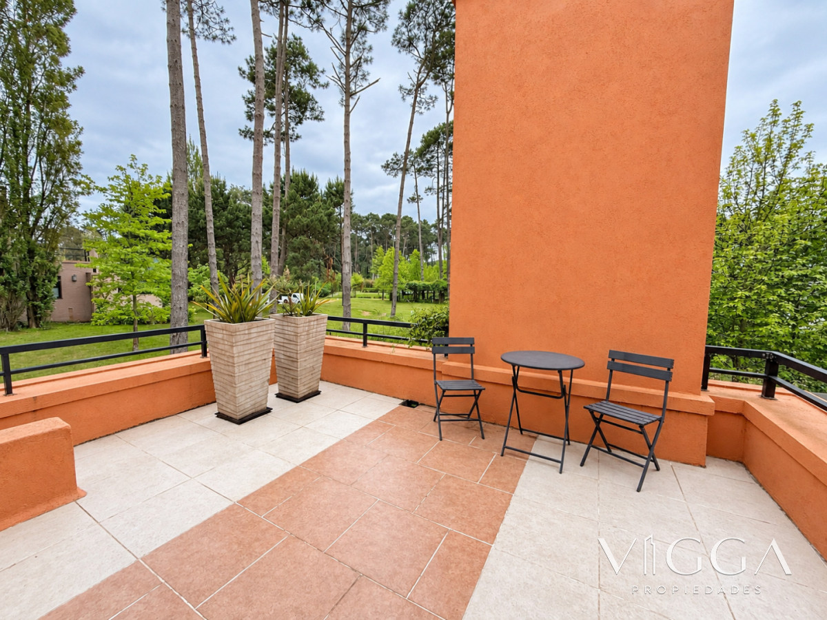 Casa ID.50 - Casa en Venta de Dos dormitorios en Pinares Punta del Este