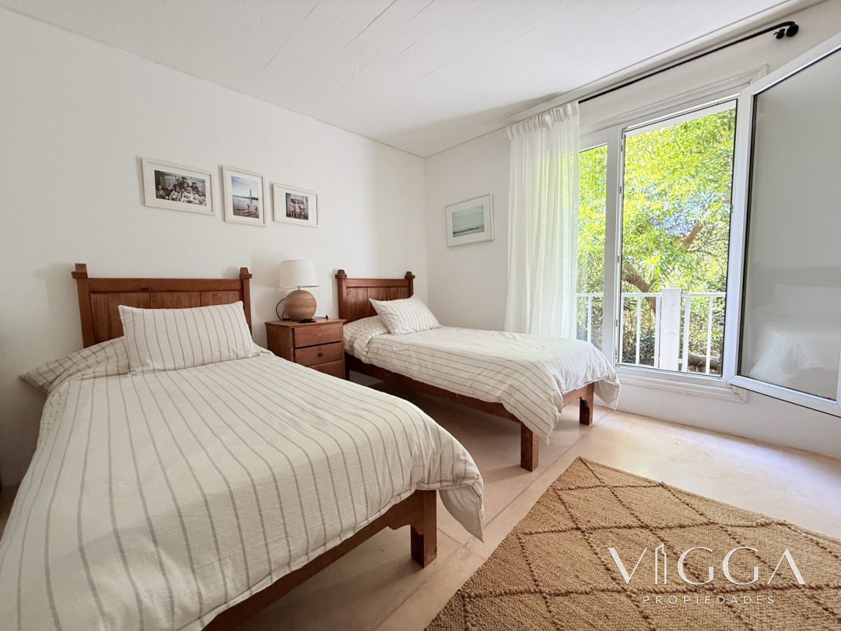 Casa ID.323 - Alquiler Casa 4 suites y dependencia Jose Ignacio Village
