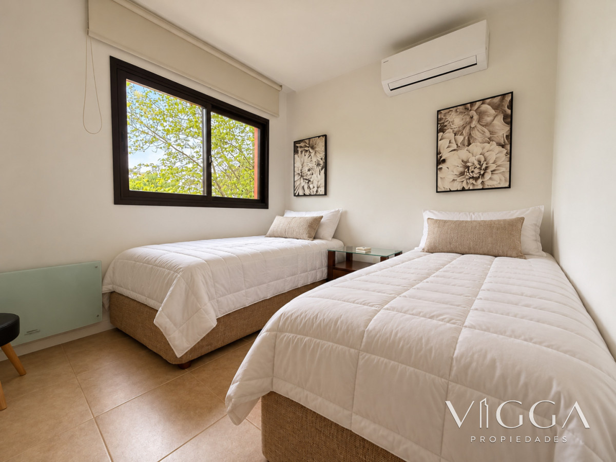 Casa ID.50 - Casa en Venta de Dos dormitorios en Pinares Punta del Este