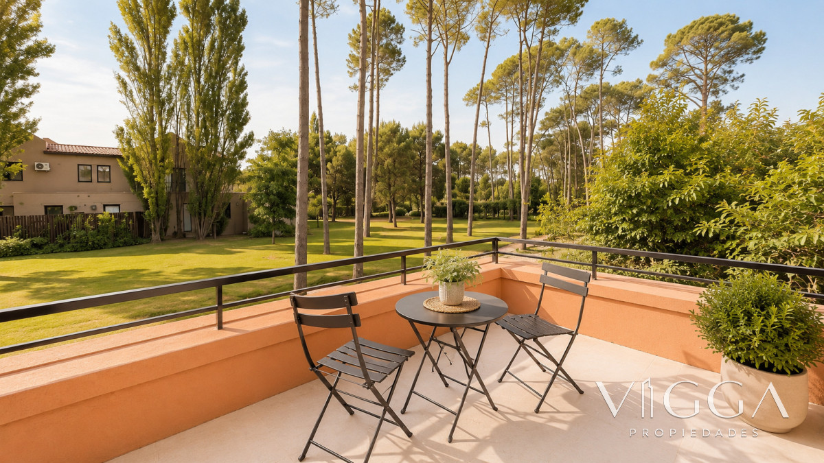 Casa ID.50 - Casa en Venta de Dos dormitorios en Pinares Punta del Este