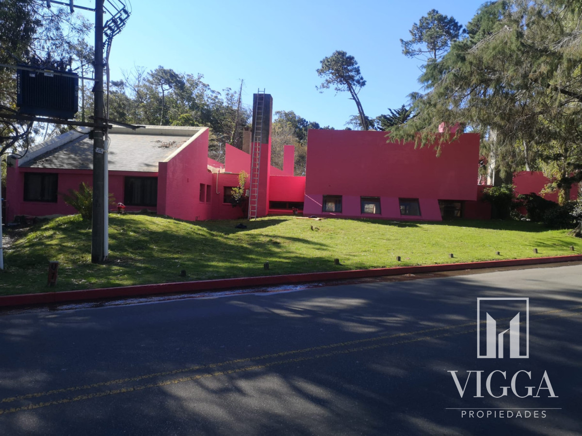 Local Comercial ID.57/ - Local comercial en Venta Pedragosa Sierra