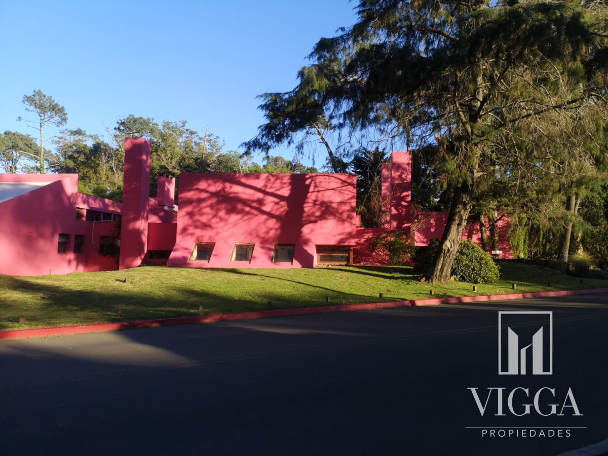 Local Comercial ID.57/ - Local comercial en Venta Pedragosa Sierra