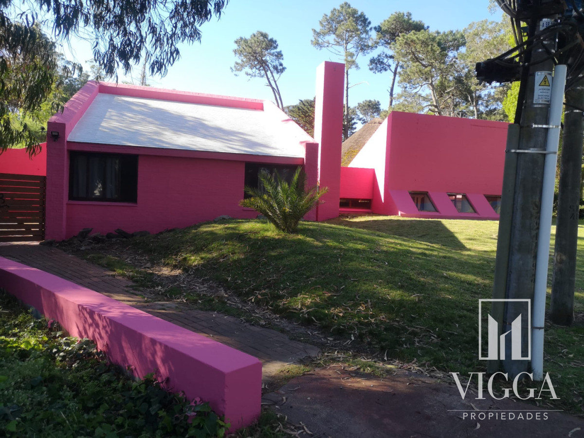 Local Comercial ID.57/ - Local comercial en Venta Pedragosa Sierra