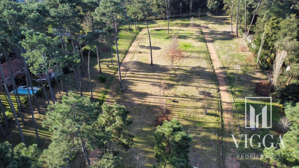 Terreno ID.151 - Venta Terreno Barrio Privado Parque Pinares 200 mts del Mar