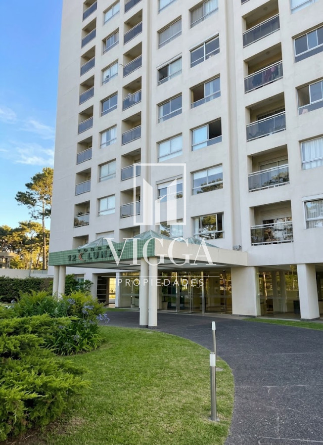 Apartamento ID.135 - Apartamento en venta dos dormitorios Punta del Este