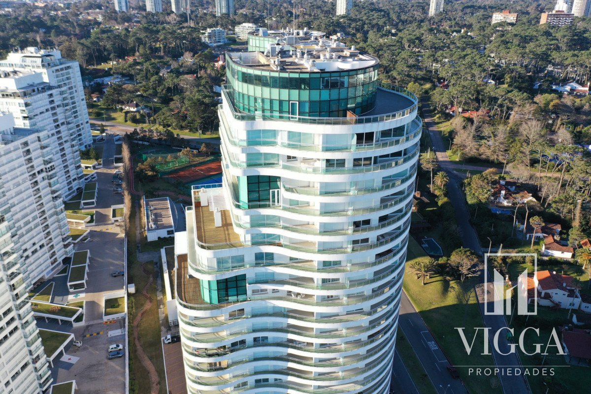 Apartamento ID.13 - Penthouse Aquarela 3 suites y dependencia Punta del Este