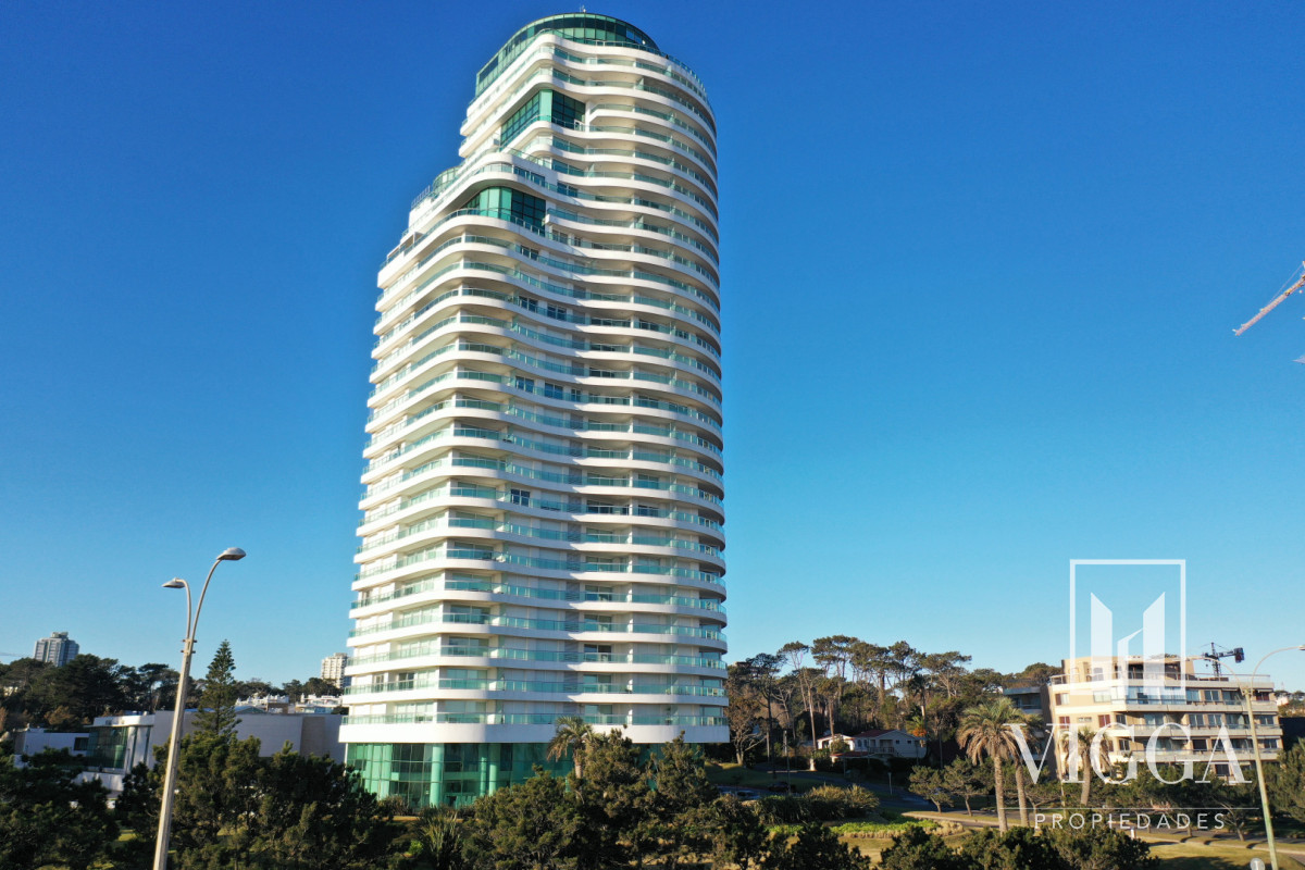 Apartamento ID.13 - Penthouse Aquarela 3 suites y dependencia Punta del Este