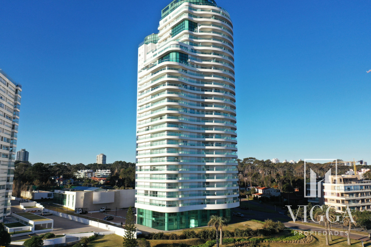 Apartamento ID.13 - Penthouse Aquarela 3 suites y dependencia Punta del Este