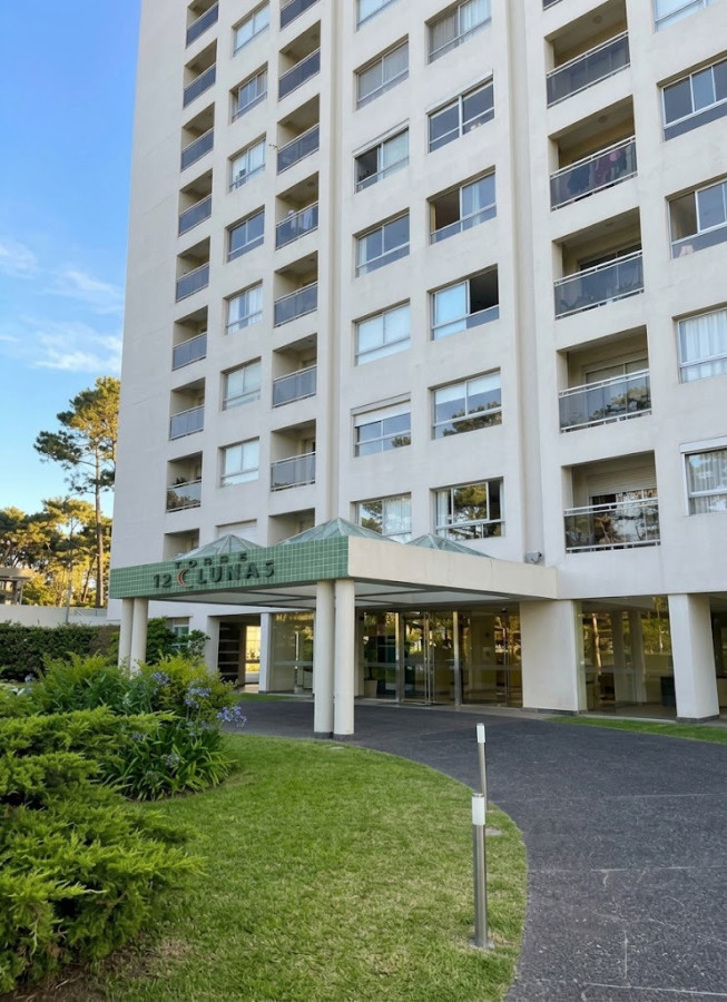 Apartamento en venta dos dormitorios Punta del Este