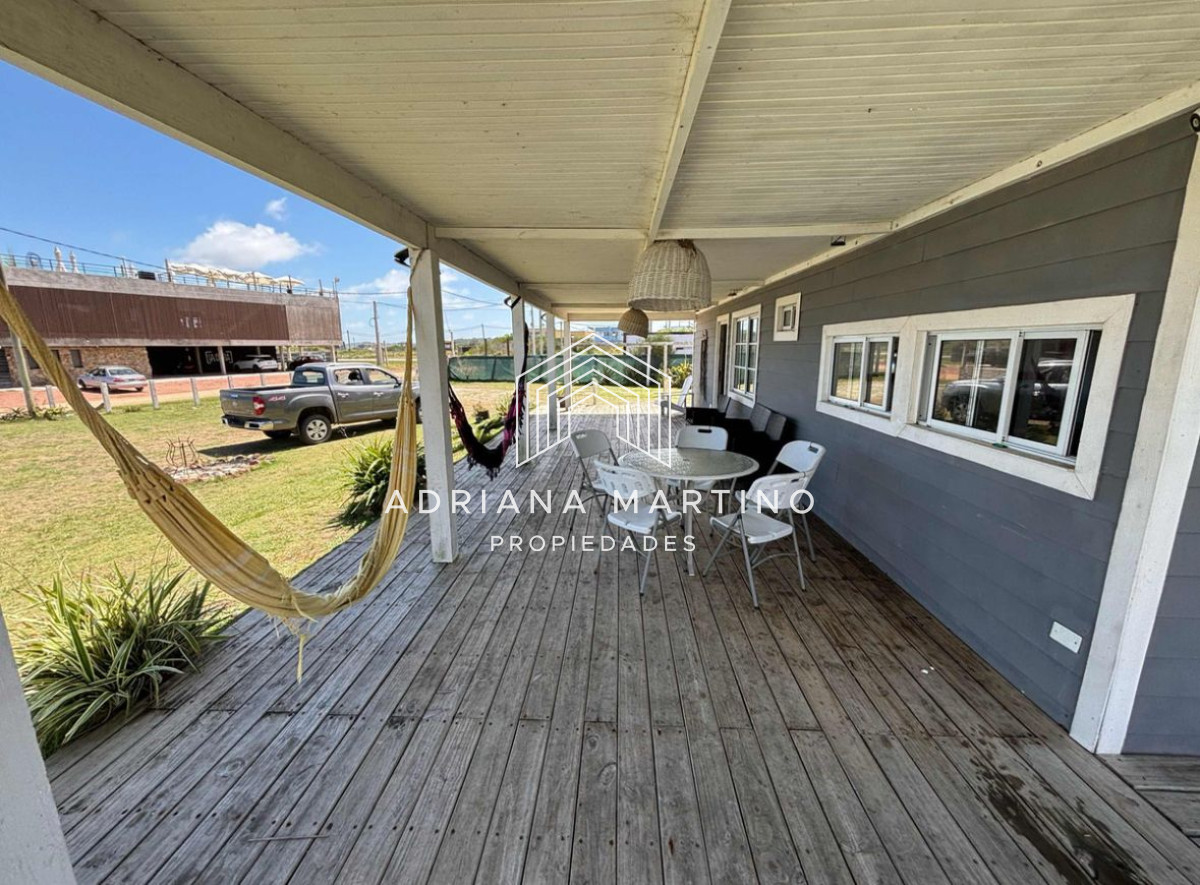 CASA EN VENTA 5 DORM SAUCE DE PORTEZUELO - GoPunta - Portal Inmobiliario de Punta del Este - Maldonado
