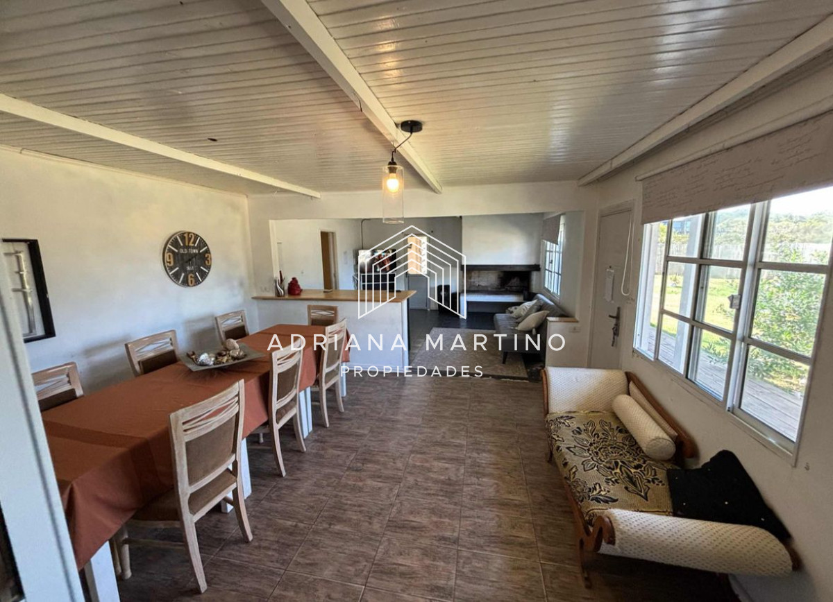 CASA EN VENTA 5 DORM SAUCE DE PORTEZUELO - GoPunta - Portal Inmobiliario de Punta del Este - Maldonado