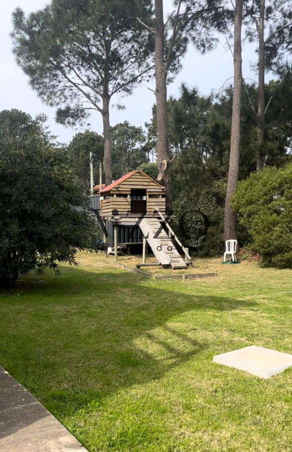Casa ID.1085/Casas-en-venta-en-Pinares--- - Casas en venta en Pinares - 