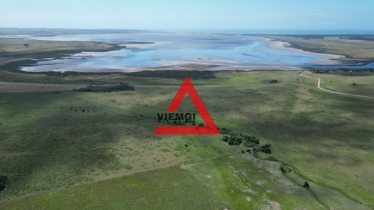 Campo Ref.14 - Espectacular campo sibre Laguna José Ignacio