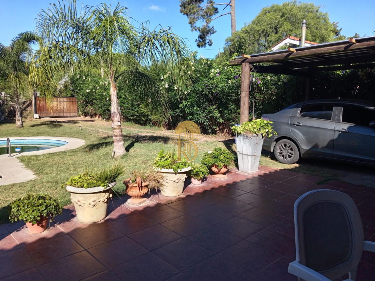 CASA EN VENTA EN PINARES -id-954-2