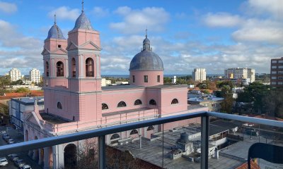 !!gran Oportunidad!! Apto En Venta, Centro De  Maldonado, 3 Dorm