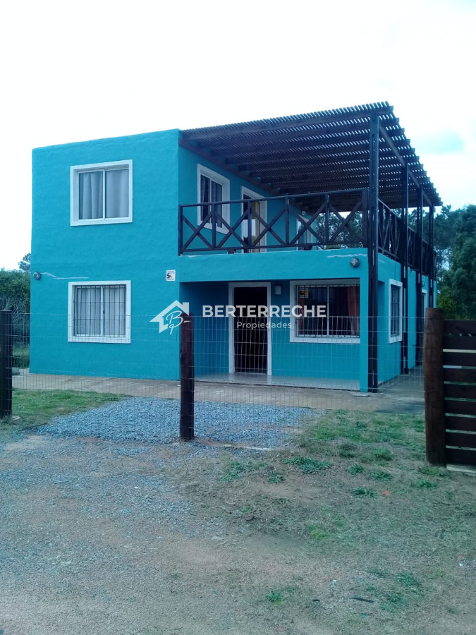 casa en manantiales, balneario buenos aires - brt442c