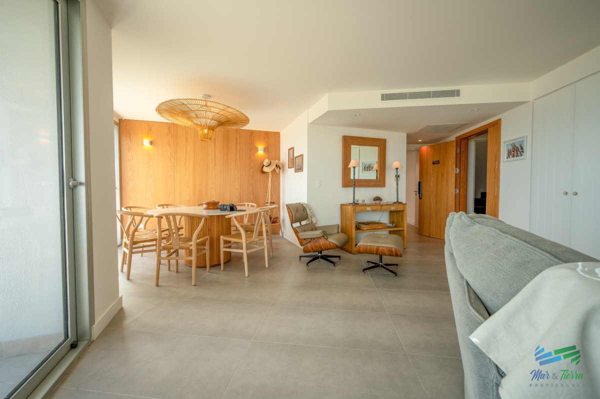 Apartamento ID.5086 - Espectacular PentHouse 4 Dormitorios, Terraza EXCLUSIVA & Todos los Servicios, Edificio ISABEL, Punta Del Este