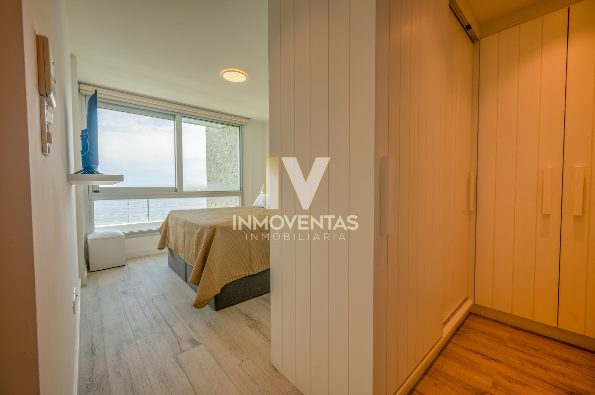 Apartamento ID.4343 - Espectacular PentHouse 4 Dormitorios, Terraza EXCLUSIVA & Todos los Servicios, Edificio ISABEL, Punta Del Este