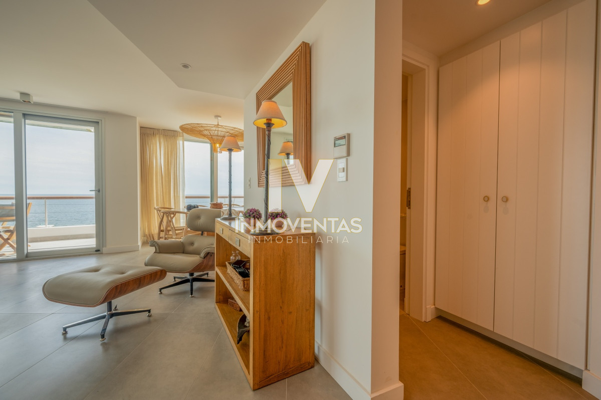 Apartamento ID.4343 - Espectacular PentHouse 4 Dormitorios, Terraza EXCLUSIVA & Todos los Servicios, Edificio ISABEL, Punta Del Este