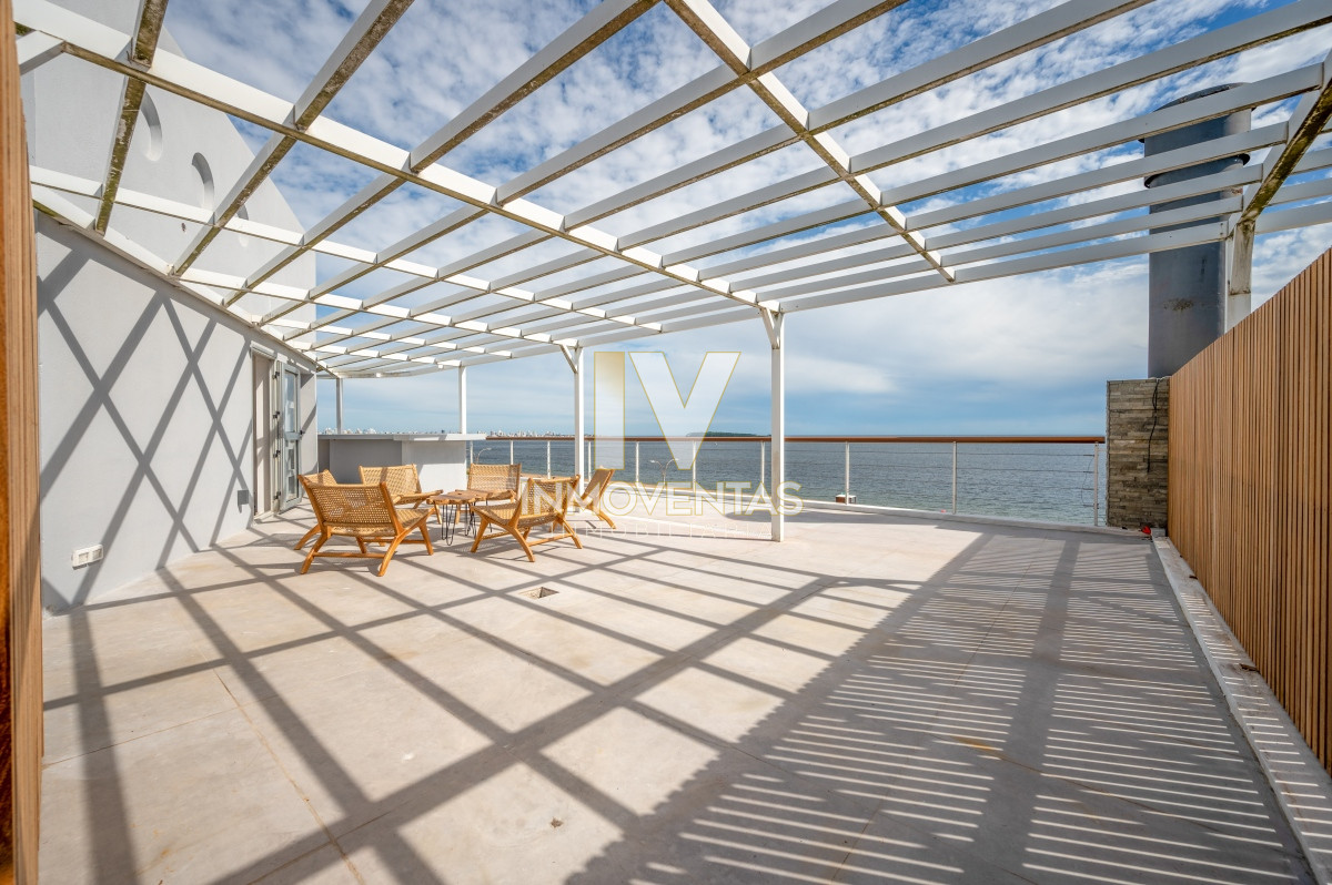 Apartamento ID.4343 - Espectacular PentHouse 4 Dormitorios, Terraza EXCLUSIVA & Todos los Servicios, Edificio ISABEL, Punta Del Este