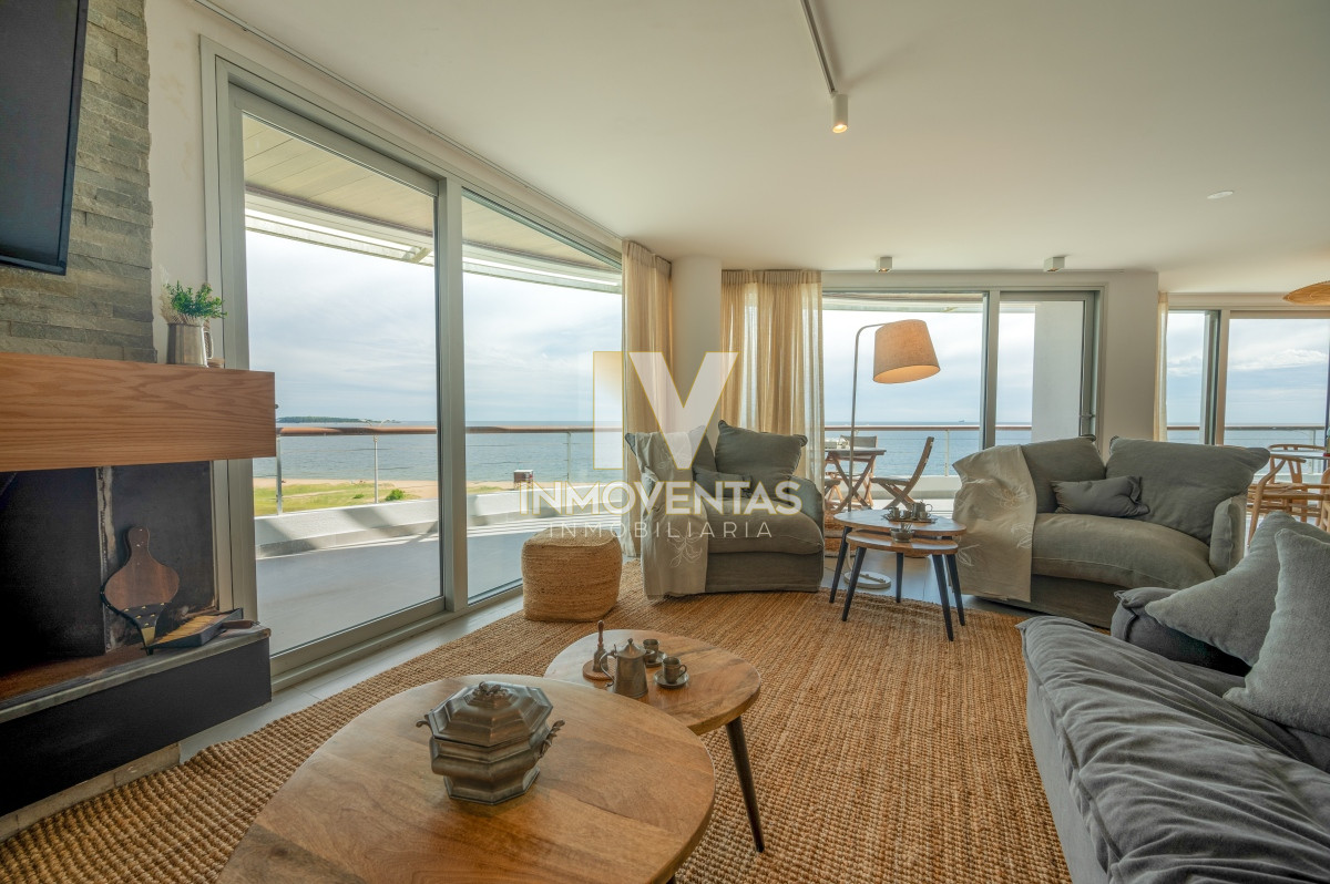 Apartamento ID.4343 - Espectacular PentHouse 4 Dormitorios, Terraza EXCLUSIVA & Todos los Servicios, Edificio ISABEL, Punta Del Este