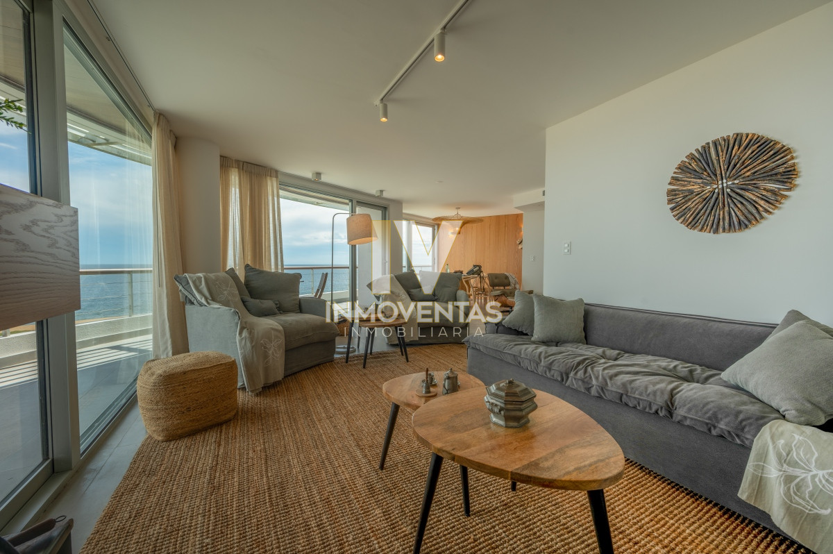 Apartamento ID.4343 - Espectacular PentHouse 4 Dormitorios, Terraza EXCLUSIVA & Todos los Servicios, Edificio ISABEL, Punta Del Este