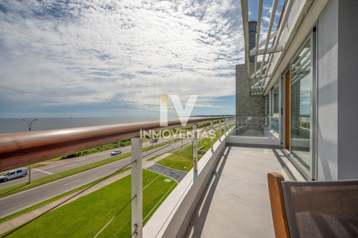 Apartamento ID.4343 - Espectacular PentHouse 4 Dormitorios, Terraza EXCLUSIVA & Todos los Servicios, Edificio ISABEL, Punta Del Este