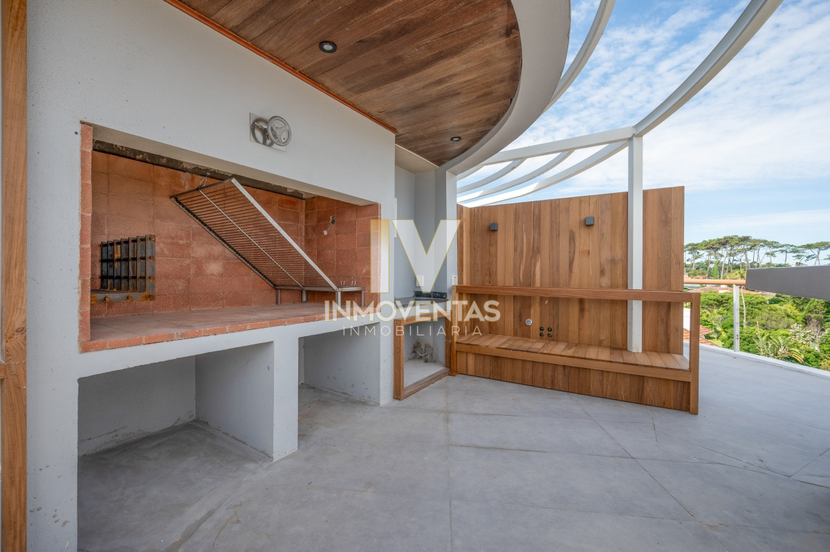 Apartamento ID.4343 - Espectacular PentHouse 4 Dormitorios, Terraza EXCLUSIVA & Todos los Servicios, Edificio ISABEL, Punta Del Este