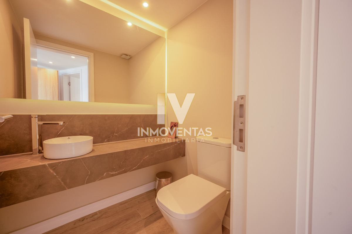 Apartamento ID.4343 - Espectacular PentHouse 4 Dormitorios, Terraza EXCLUSIVA & Todos los Servicios, Edificio ISABEL, Punta Del Este