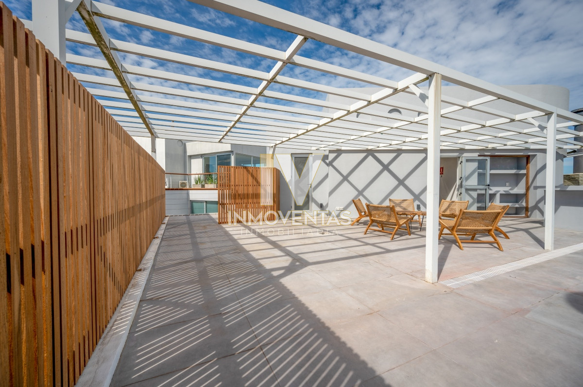 Apartamento ID.4343 - Espectacular PentHouse 4 Dormitorios, Terraza EXCLUSIVA & Todos los Servicios, Edificio ISABEL, Punta Del Este