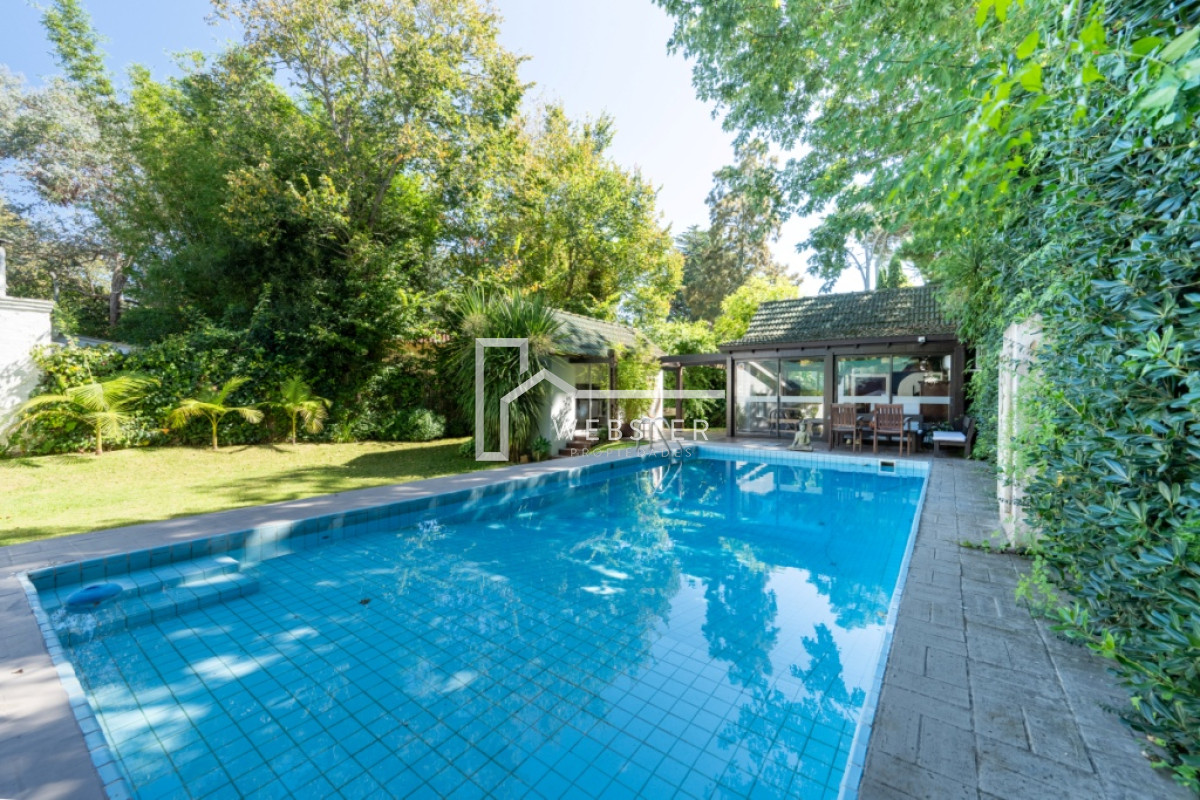 Casa ID.1298 - Impecable Residencia 5 Dormitorios, Jardín, Barbacoa & Piscina en Golf, Punta Del Este