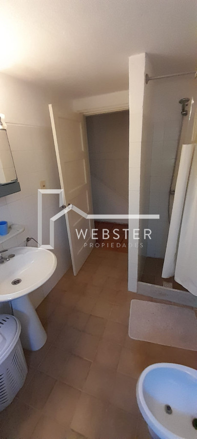 Casa ID.2036 - Oportunidad En San Rafael, PDE Casa Tradicional, Cancha y Quincho en 1574m2 