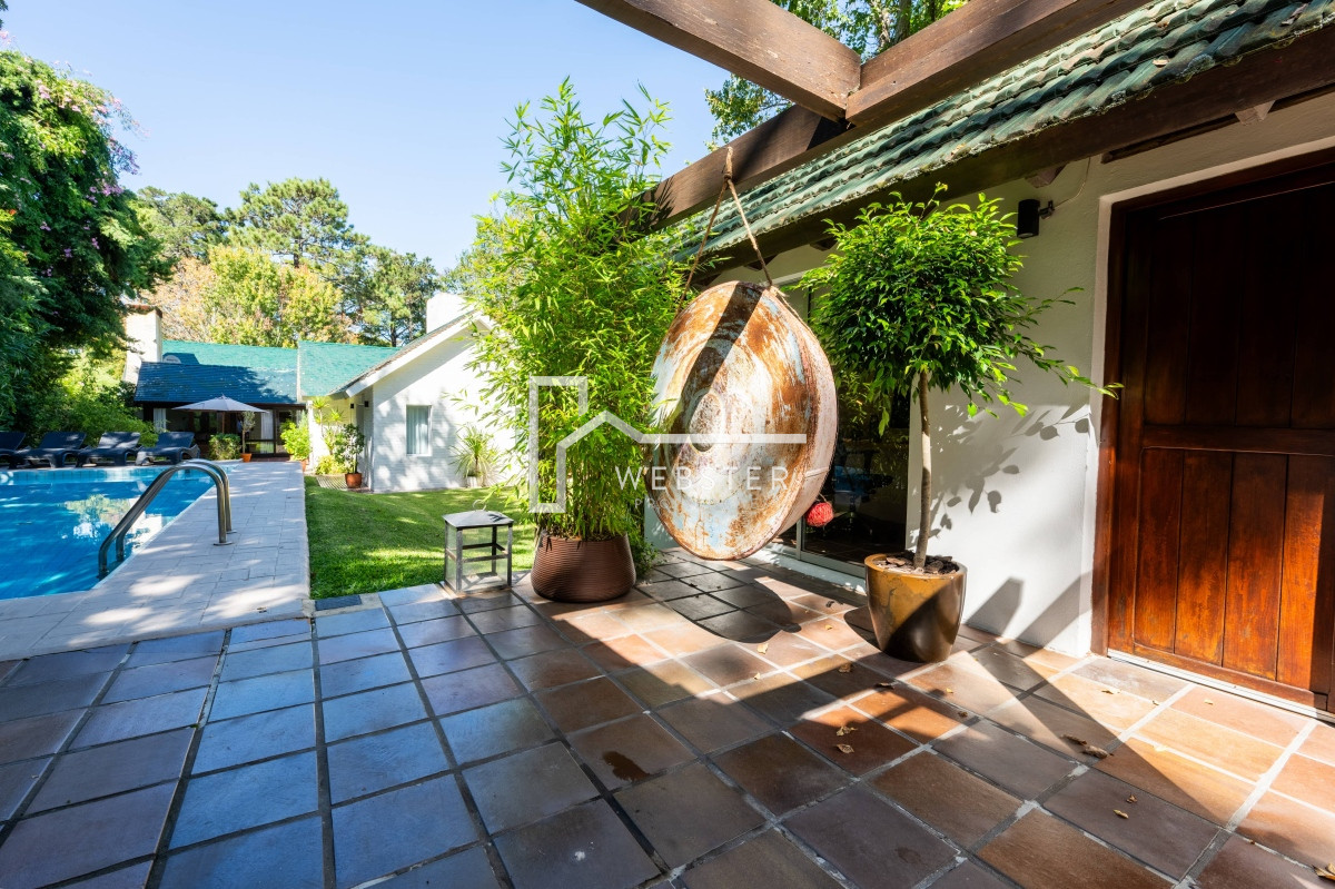 Casa ID.1298 - Impecable Residencia 5 Dormitorios, Jardín, Barbacoa & Piscina en Golf, Punta Del Este