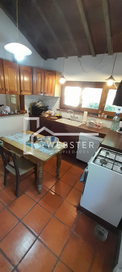 Casa ID.2036 - Oportunidad En San Rafael, PDE Casa Tradicional, Cancha y Quincho en 1574m2 