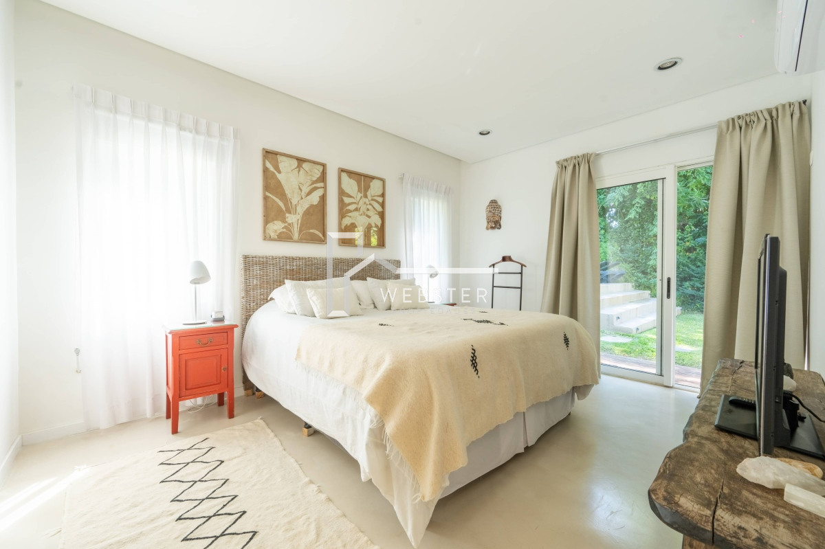 Casa ID.1298 - Impecable Residencia 5 Dormitorios, Jardín, Barbacoa & Piscina en Golf, Punta Del Este